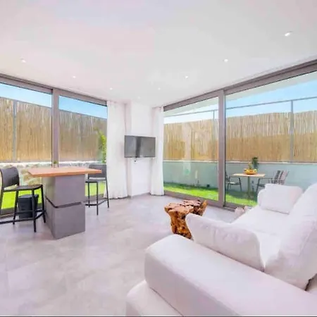 Hira In Kalkan カシュ