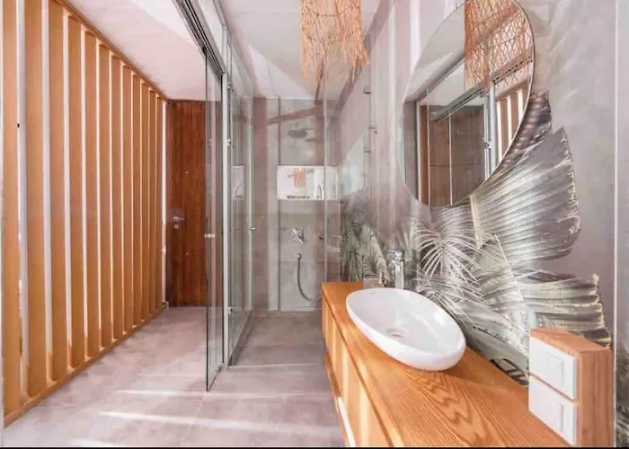 Hira In Kalkan * カシュ